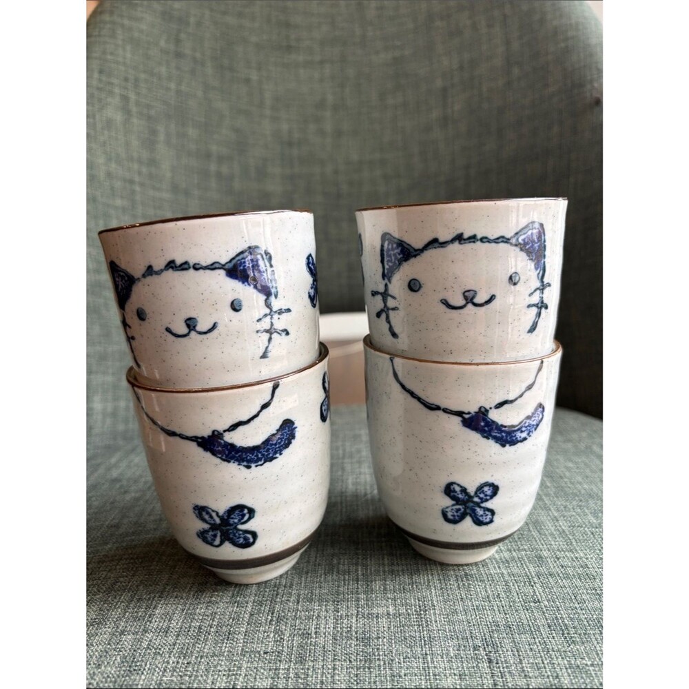 Japanese cat Handmade Ceramic kitty adorable tea Sake Cups Set of 4 cute signed